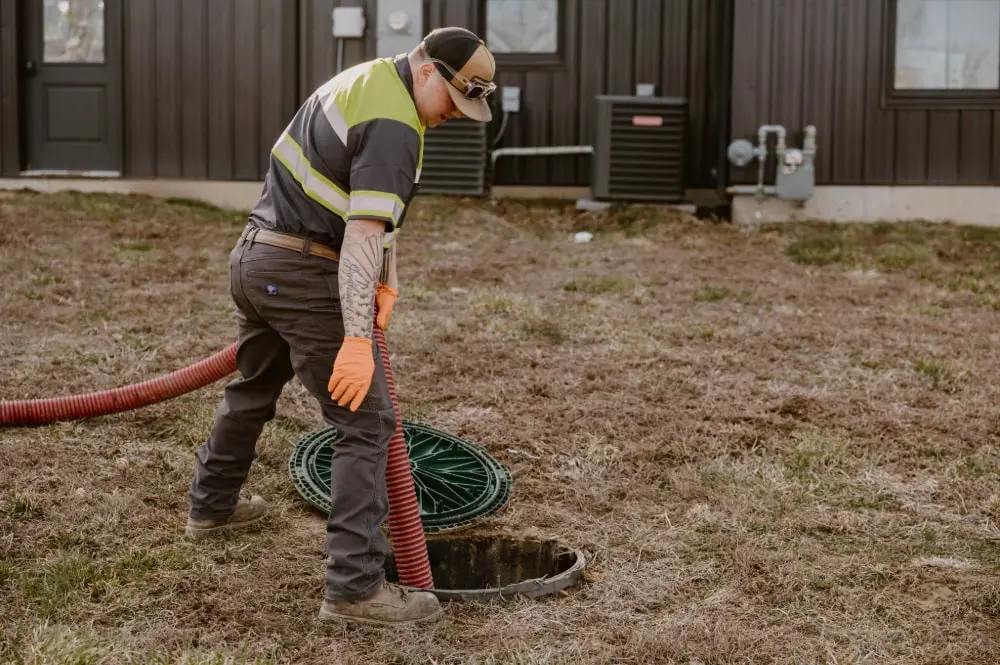 A&A Quick Pump cleaning out a Septic tank